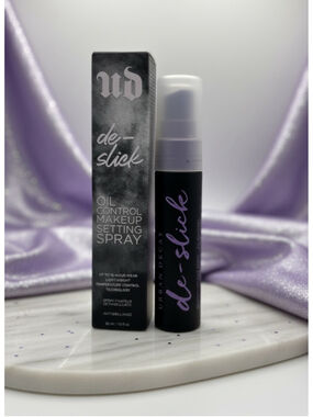 Urban Decay De-Slick Oil Control Setting Spray 30ml Travel Size Matte Long Wear